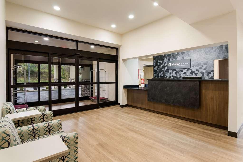 Clarion Pointe Hotel Abingdon Interior foto